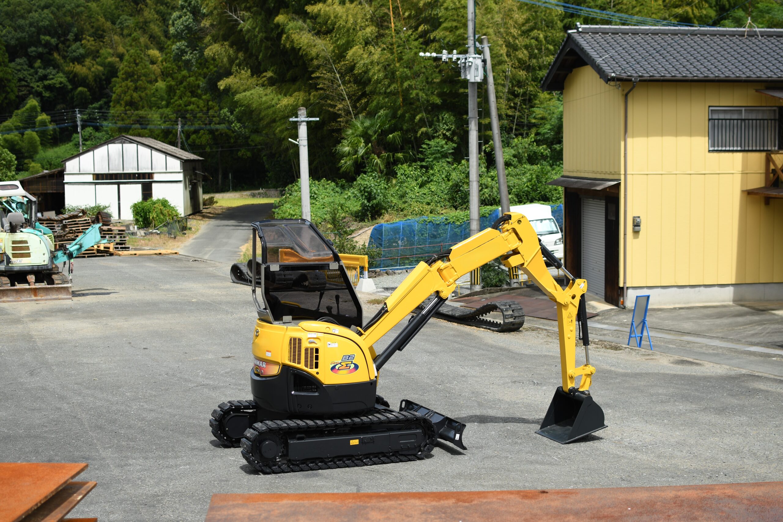 ヤンマーB2-5 | 八女ヤンマー建機株式会社 – ヤンマー小型建設機械と