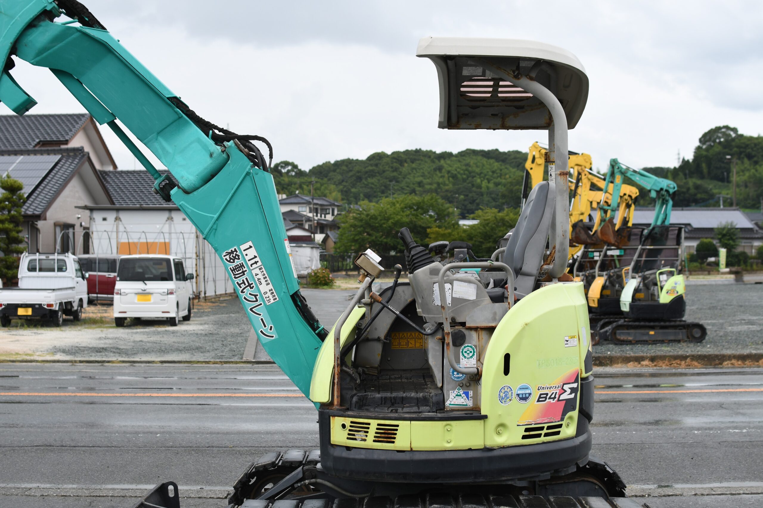 ヤンマーB4-6A | 八女ヤンマー建機株式会社 – ヤンマー小型建設機械と建設関連機器の販売・サービス