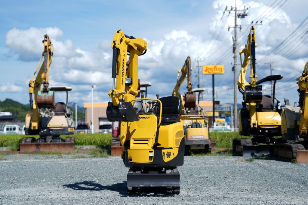 ヤンマー ヤンマー 4TNV98T-ZCSTY ターボチャージャー付きディーゼルエンジン 54.3kW